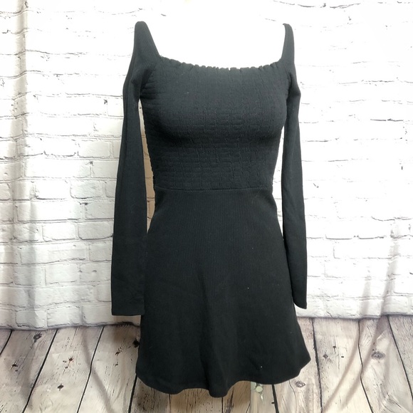 NWT American Eagle black long sleeve square neck smocked mini dress size XSP - Picture 2 of 12
